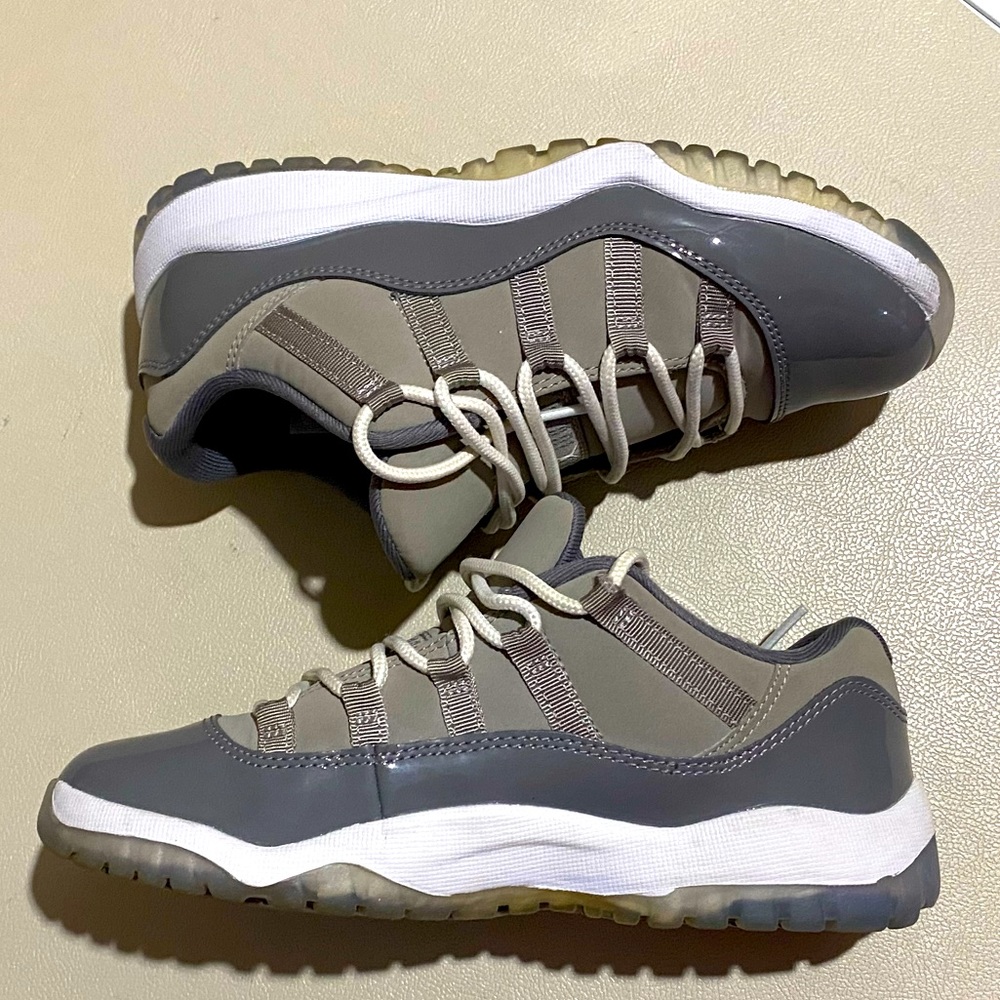Air Jordan 11 Retro Low Cool Grey Sz 3Y 505835 003 Sneakers - Picture 9 of 16